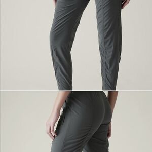 Athleta New Women's Olive Green Pants  NWT